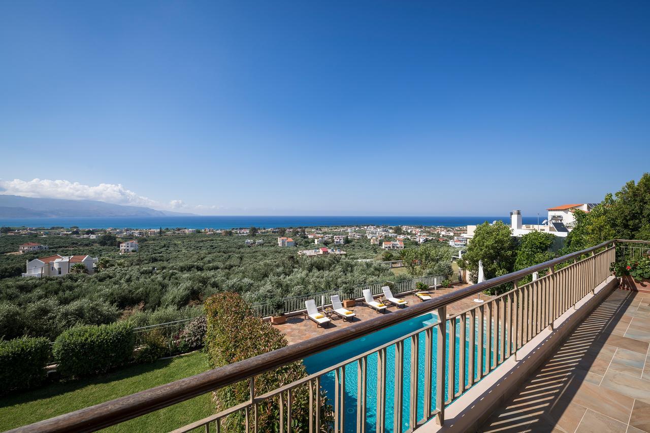 Caneva Luxury Tavronitis