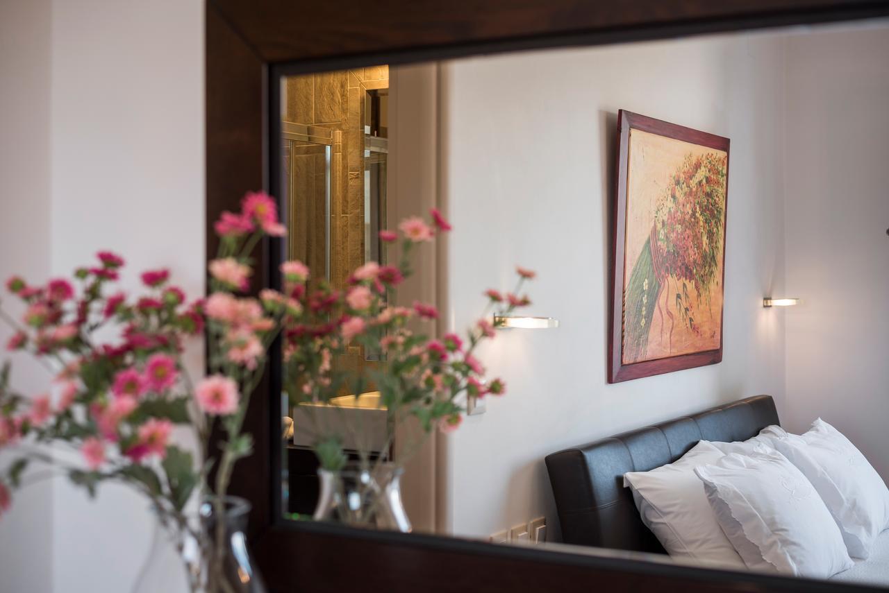 Caneva Luxury Villa Tavronitis