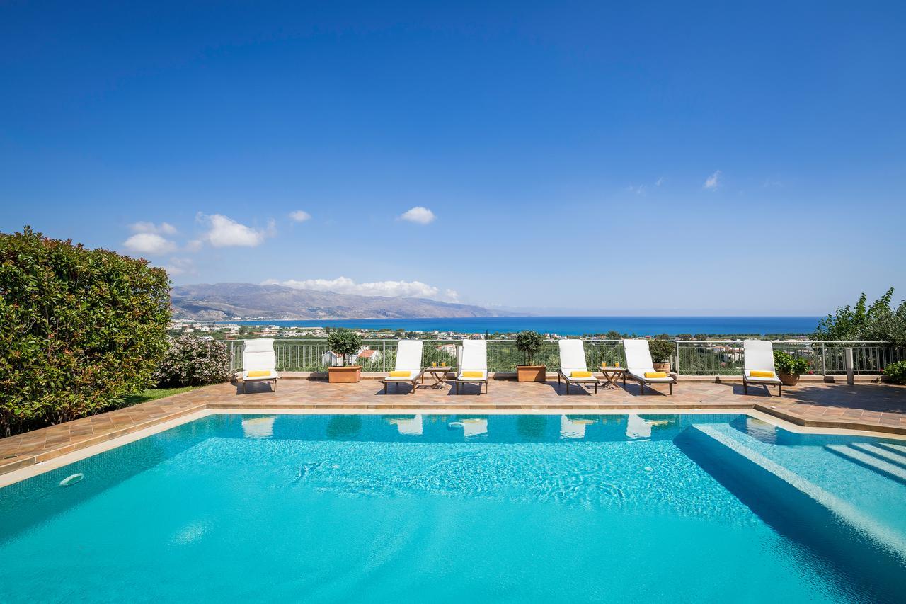 Caneva Luxury Villa Tavronitis