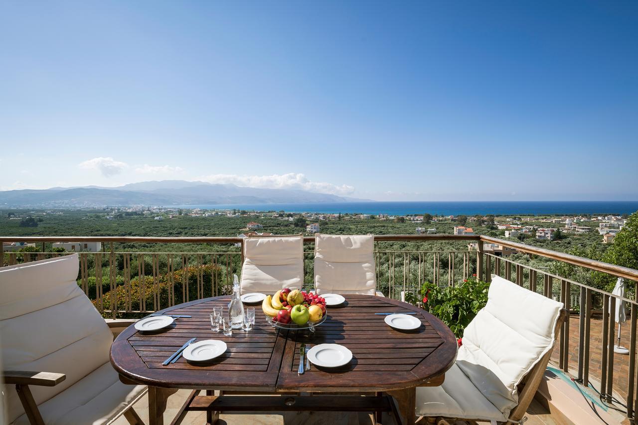 Caneva Luxury Tavronitis