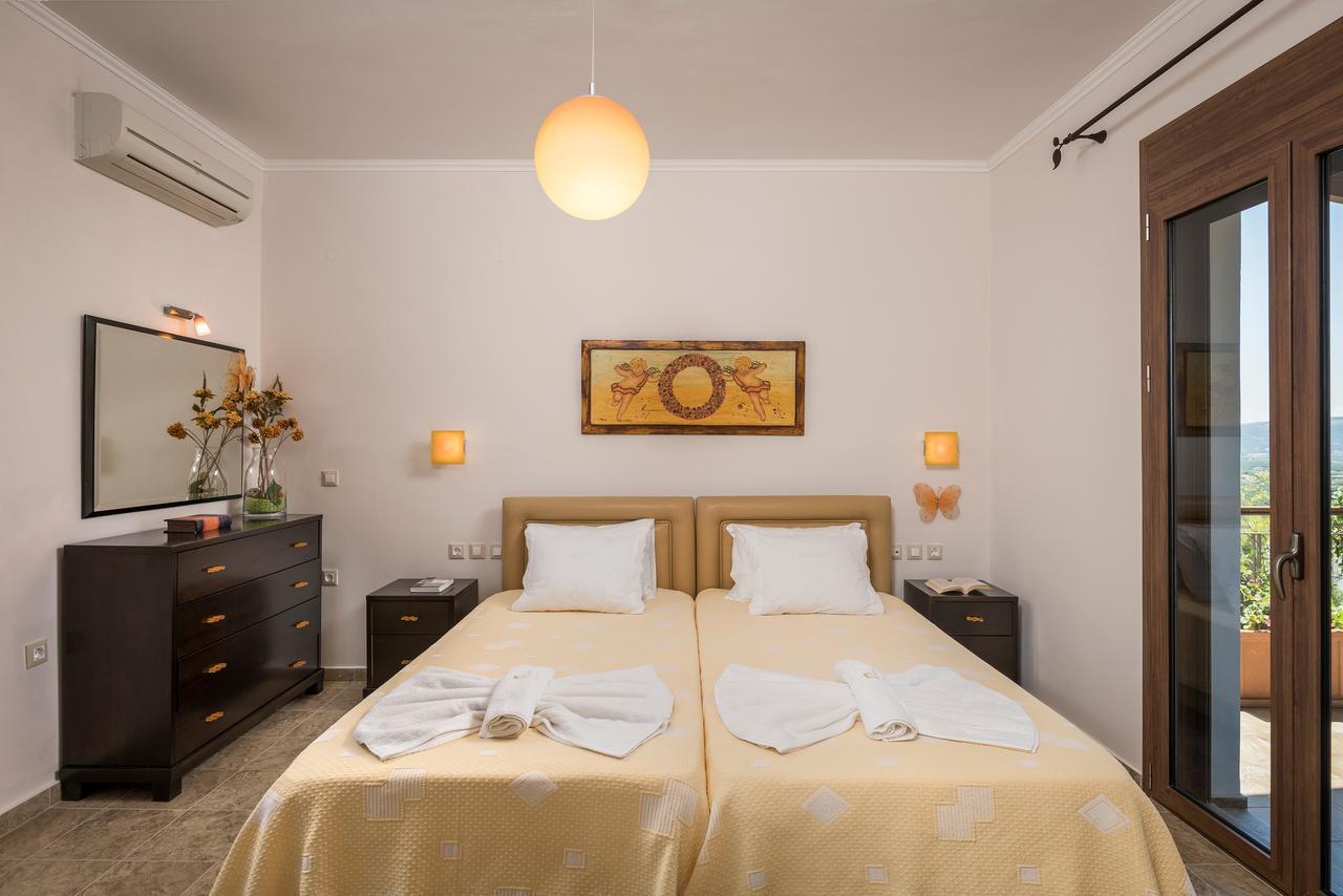 Caneva Luxury Villa *